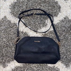 ✨Calvin Klein Crossbody✨